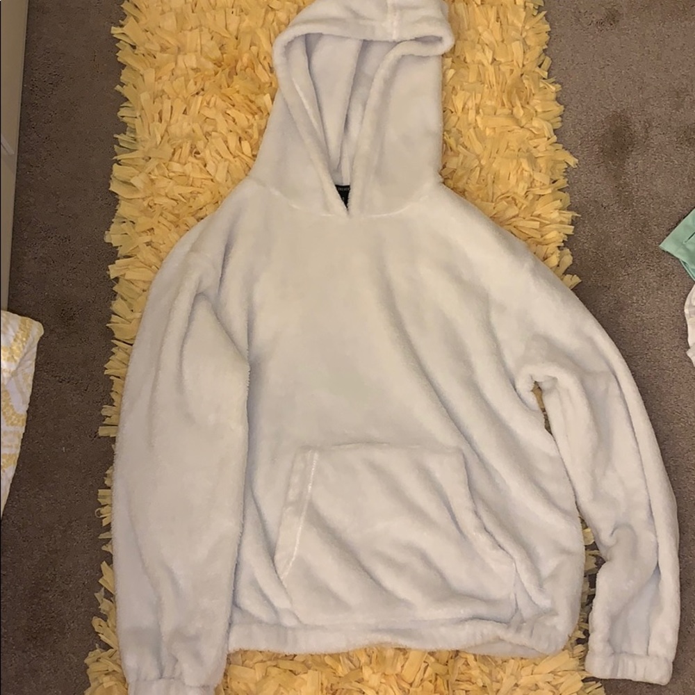 Forever 21 fuzzy white hoodie for winter